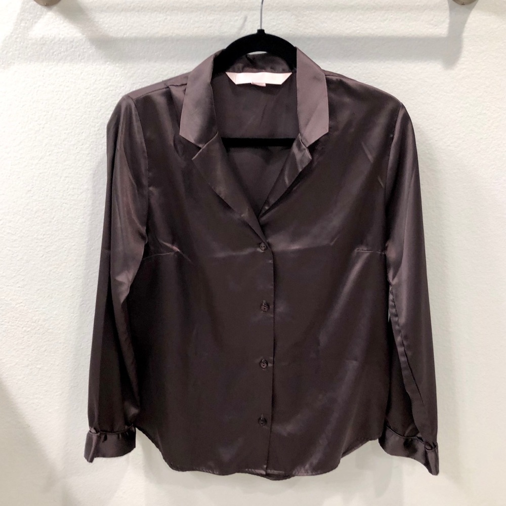 Victoria's Secret Long Sleeve Pajama Top